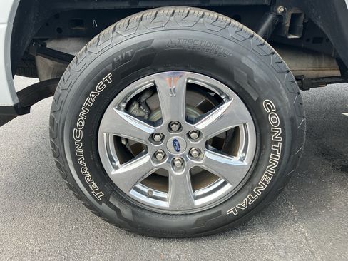 Used 2019 Ford F150 XLT w/ Equipment Group 302A Luxury AWD/4WD image 13