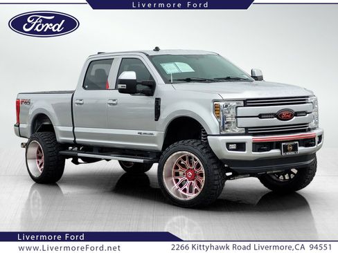 Used 2019 Ford F250 Lariat w/ Lariat Value Package image 1