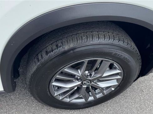 Used 2023 Nissan Rogue S AWD/4WD image 24