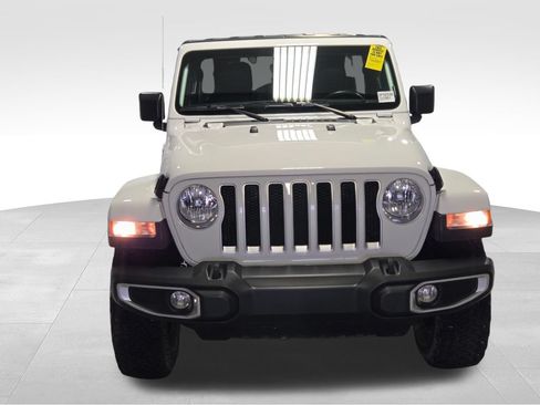 Certified 2023 Jeep Wrangler Unlimited Sahara w/ Dual Top Group AWD/4WD image 22