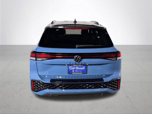 New 2026 Volkswagen Tiguan SE R-Line image 7