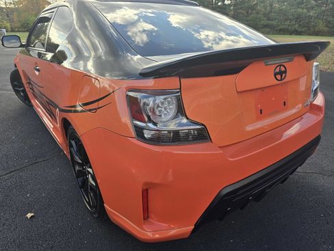 Used 2015 Scion tC image 7