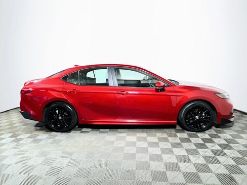 Certified 2025 Toyota Camry SE FWD image 8