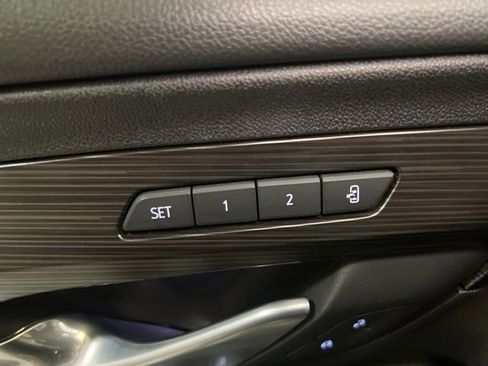 Used 2024 GMC Terrain SLT image 51