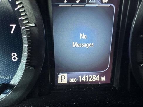 Used 2015 Toyota Sienna XLE FWD image 34