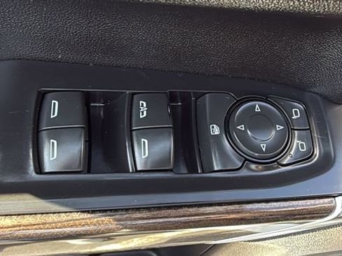 Used 2021 Chevrolet Silverado 1500 LT w/ LPO, Liner Protection Package AWD/4WD image 11