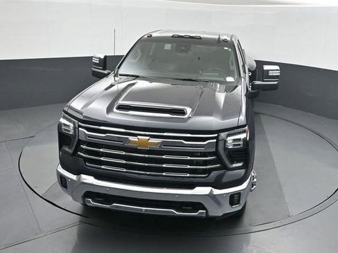 Used 2024 Chevrolet Silverado 3500 LTZ w/ LTZ Plus Package AWD/4WD image 36
