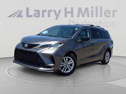 Certified 2022 Toyota Sienna XSE