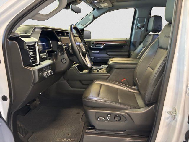 Used 2023 GMC Sierra 1500 Denali w/ Denali Reserve Package AWD/4WD image 10