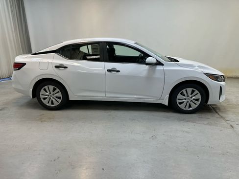 New 2025 Nissan Sentra S image 8