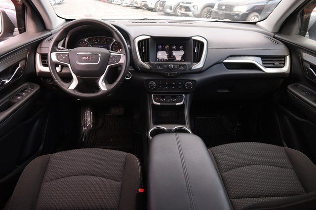 Used 2024 GMC Terrain SLE FWD image 21