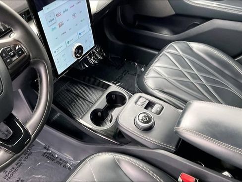 Used 2021 Ford Mustang Mach-E Select RWD image 17