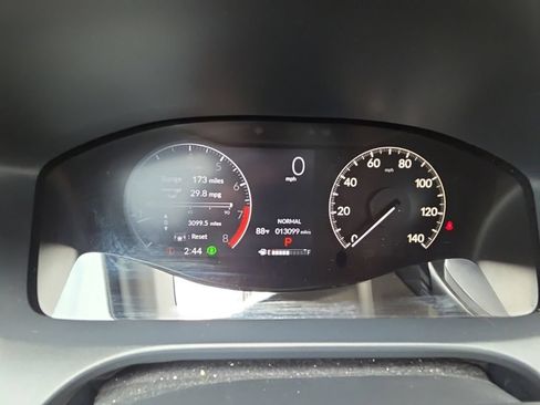 Used 2025 Honda HR-V LX image 25