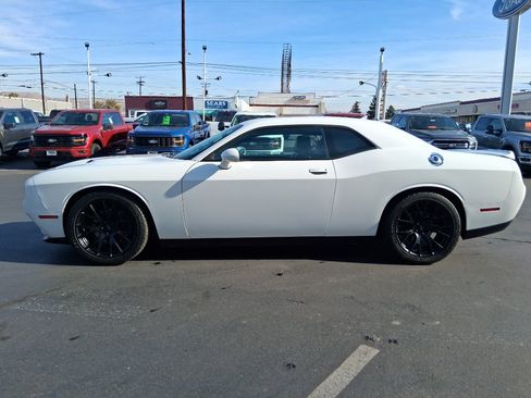 Used 2016 Dodge Challenger R/T Plus image 6