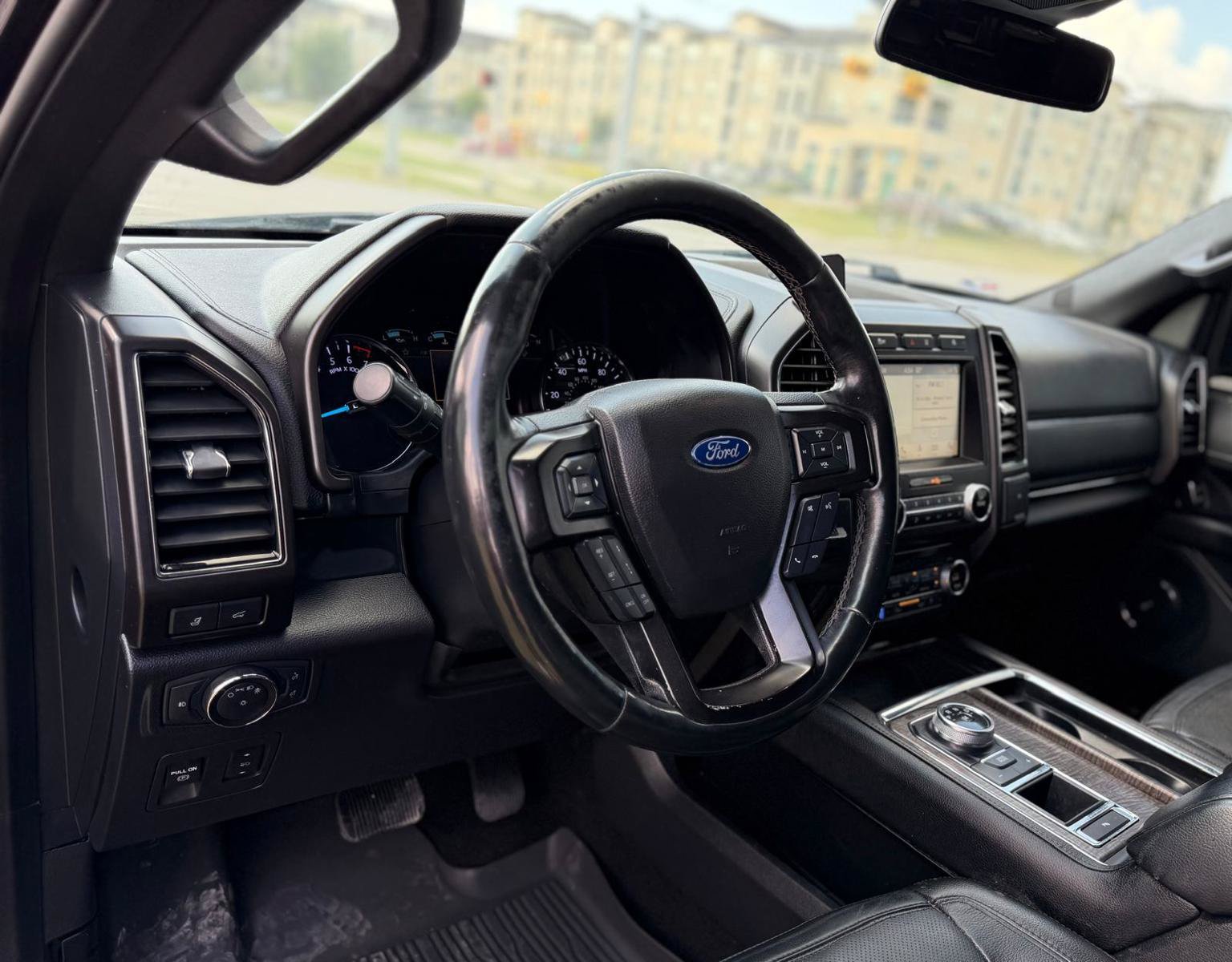 Used 2018 Ford Expedition Limited w/ Driver Assistance Package RWD image 8