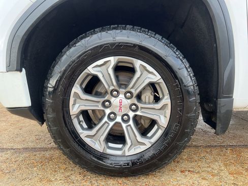 Used 2019 GMC Sierra 1500 SLE w/ SLE Value Package image 8