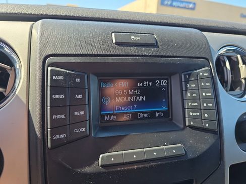 Used 2013 Ford F150 XLT w/ Mid Equipment Group image 22