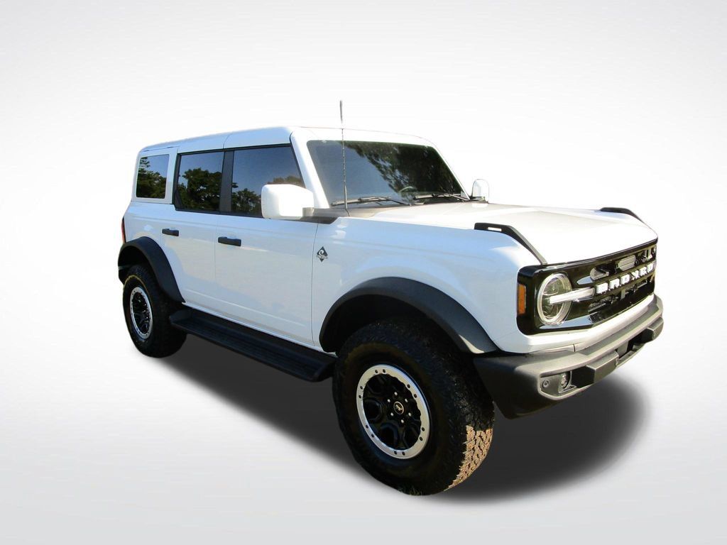 Used 2026 Ford Bronco Outer Banks w/ Sasquatch Package AWD/4WD image 7