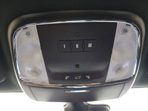 Used 2019 Jeep Grand Cherokee Limited X AWD/4WD image 28