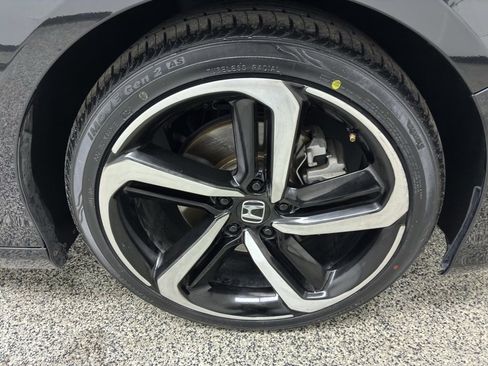 Used 2020 Honda Accord Sport image 14