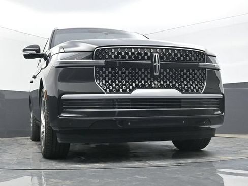 Used 2025 Lincoln Navigator Reserve AWD/4WD image 50