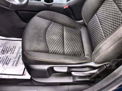 Used 2020 GMC Terrain SLE image 12