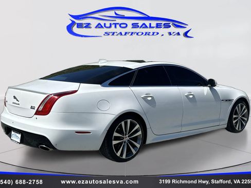 Used 2017 Jaguar XJ R-Sport AWD/4WD image 5