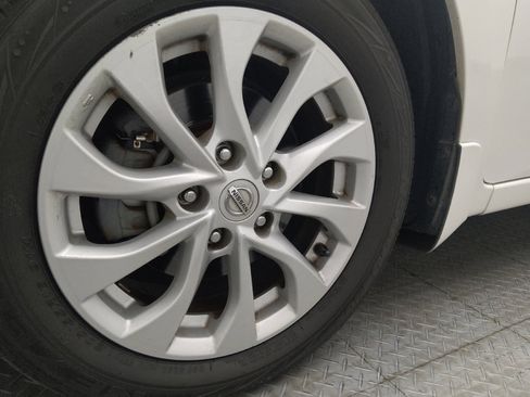 Used 2018 Nissan Sentra SV FWD image 31