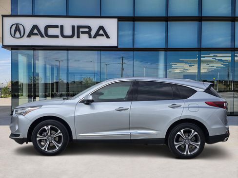 Used 2025 Acura RDX w/ Technology Package image 3