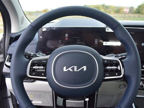 New 2026 Kia Carnival SX Prestige image 33