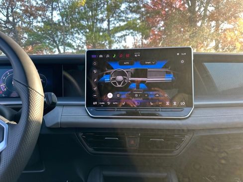 New 2026 Volkswagen Tiguan SE R-Line image 21