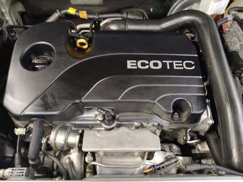 Used 2020 GMC Terrain SLE FWD image 30