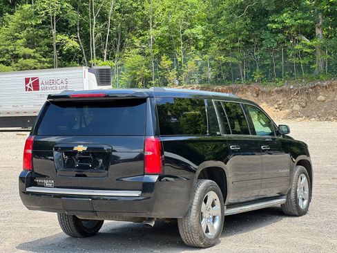 Used 2015 Chevrolet Suburban LTZ AWD/4WD image 6
