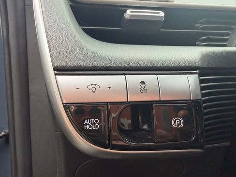 Used 2024 Hyundai Ioniq 5 SE image 13