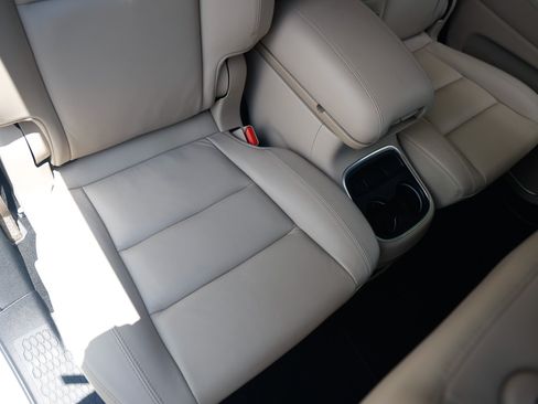 Used 2019 Dodge Durango Citadel w/ Technology Group RWD image 16