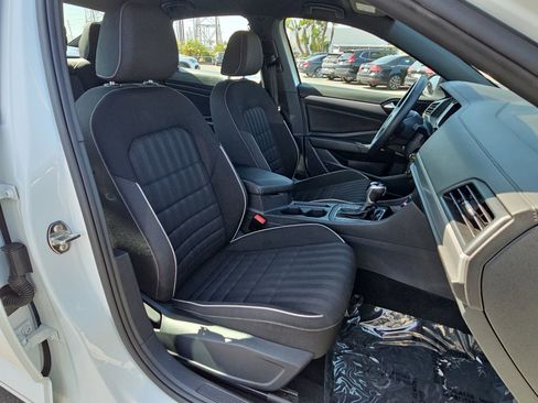 Used 2022 Volkswagen Jetta Sport FWD image 10