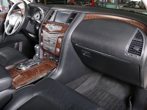 Used 2018 Nissan Armada Platinum image 24