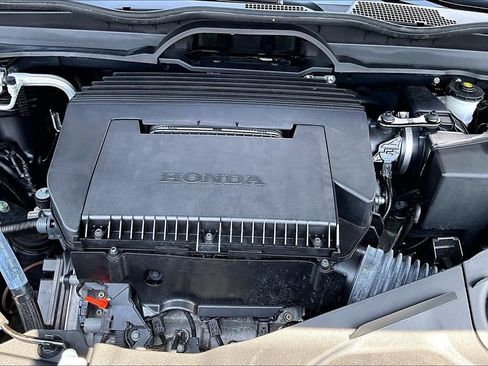 Used 2025 Honda Pilot EX-L image 23