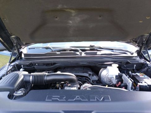 Used 2019 RAM 1500 Big Horn image 18