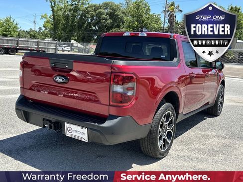 Used 2025 Ford Maverick Lariat w/ 4K Tow Package AWD/4WD image 7