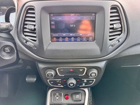 Used 2021 Jeep Compass Sport FWD image 19