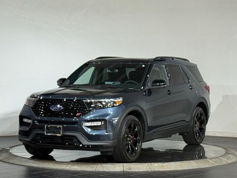 Used 2023 Ford Explorer ST w/ Equipment Group 401A image 5