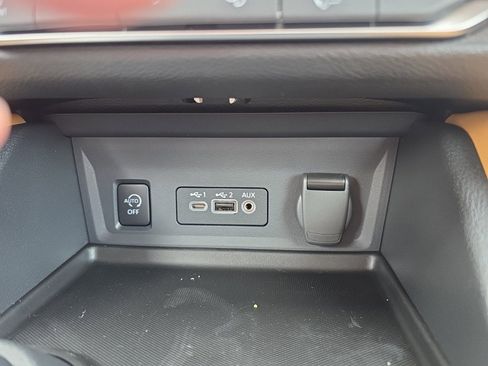 New 2025 Nissan Sentra SV w/ SV Premium Package image 26