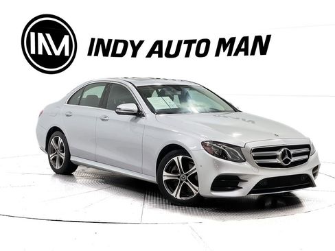 Used 2018 Mercedes-Benz E 300 4MATIC image 2