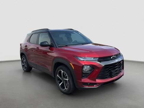 Used 2023 Chevrolet TrailBlazer RS w/ Sun and Liftgate Package AWD/4WD image 8