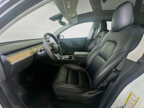 Used 2021 Tesla Model Y Long Range AWD/4WD image 13