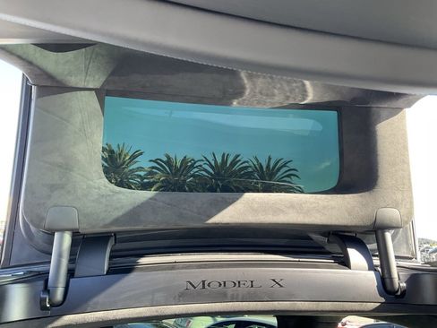 Used 2016 Tesla Model X 90D image 63