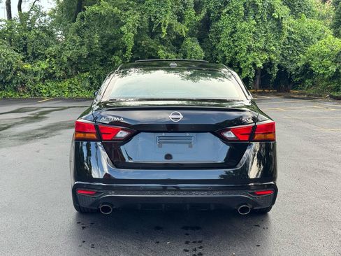 Used 2023 Nissan Altima 2.5 SV w/ SV Premium Package FWD image 6