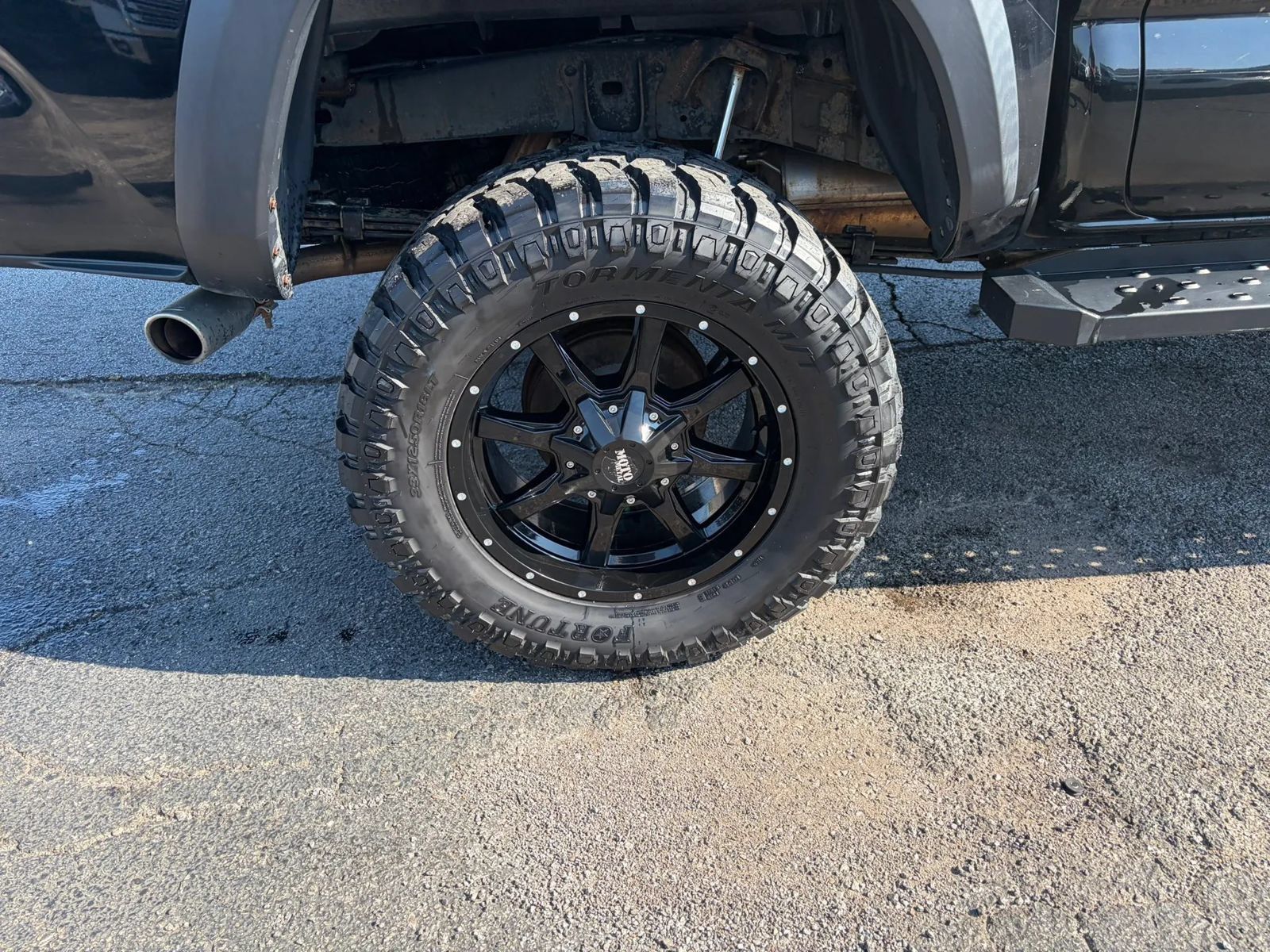 Used 2017 Toyota Tacoma TRD Off-Road w/ Tow Package (A/T) AWD/4WD image 12