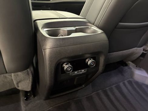 Certified 2025 Buick Enclave Sport Touring w/ Super Cruise Package AWD/4WD image 19